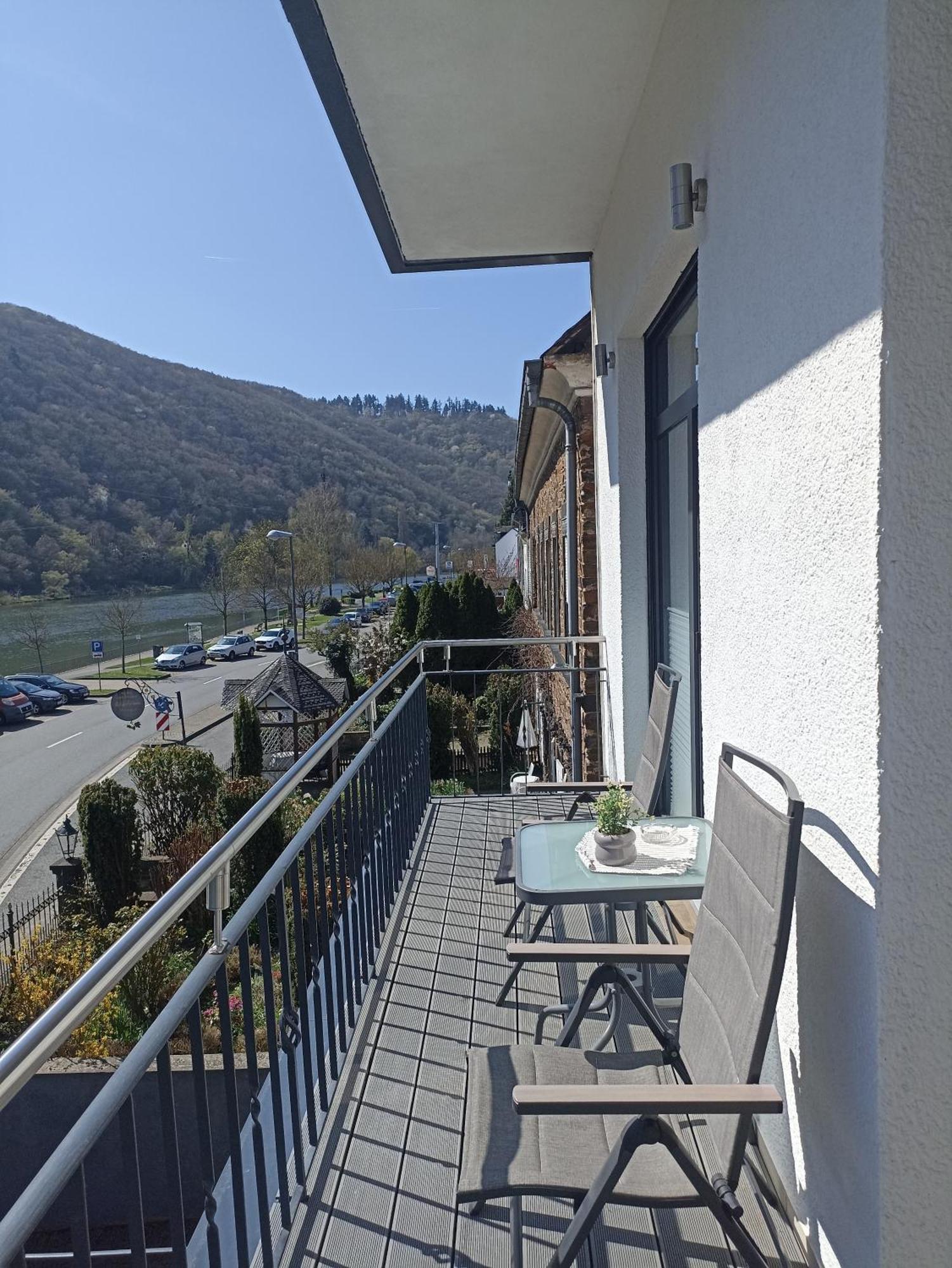 Haus Mosel Lejlighed Klotten Eksteriør billede
